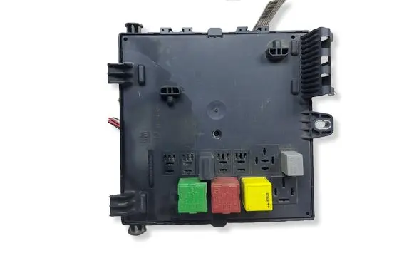 Opel Vectra C Fuse module 13189924KASACJ 13189924