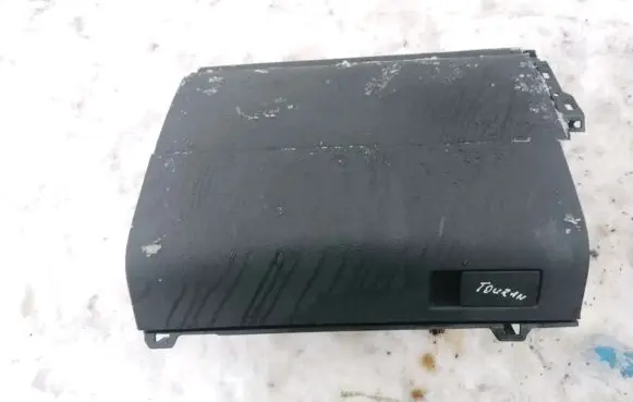 Volkswagen Touran I Glove box 1T1857097C