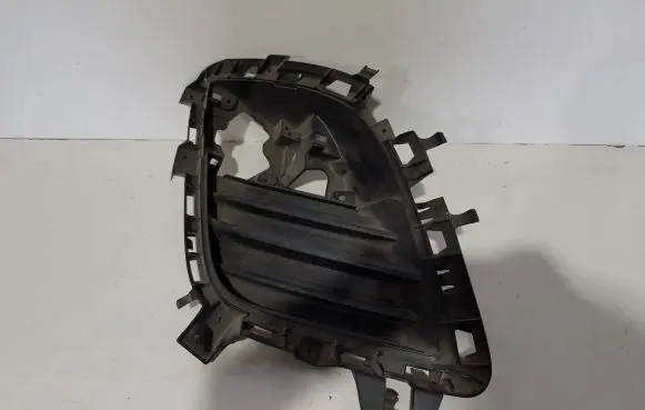 Mazda CX-7 Front grill EH6450C1