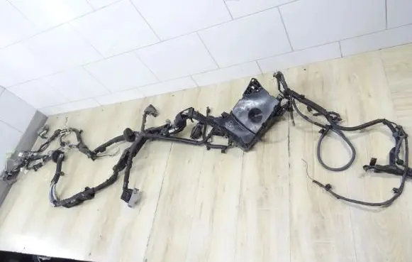 Toyota Auris E180 Fuse box set
