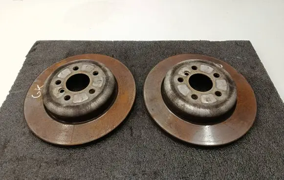 BMW 5 G30 G31 G38 Rear brake disc 6882245 6882246