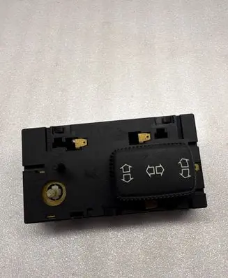 BMW 7 E38 Seat control switch 8360833 03491000