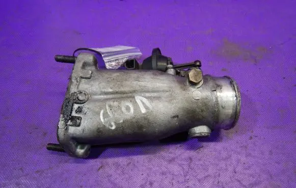 Audi A6 S6 C5 4B Throttle body valve 4B0145950P