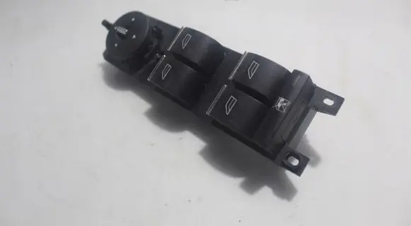 Ford Focus Electric window control switch
