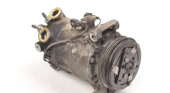 Volvo XC60 Air conditioning (A/C) compressor (pump) 31418490