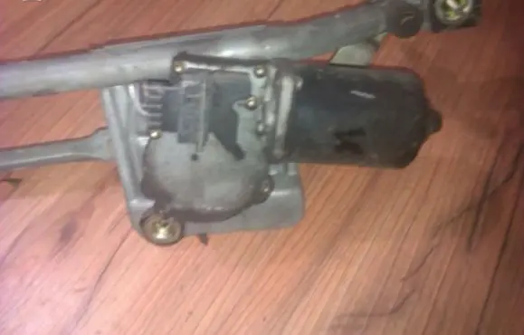 Ford Mondeo MK II Wiper motor 93bb17b571ac