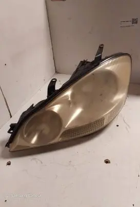 Toyota Avensis Verso Headlight/headlamp