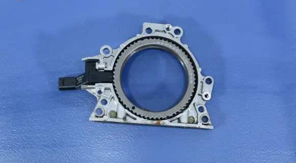 Volkswagen PASSAT B7 USA Crankshaft 04L103173A