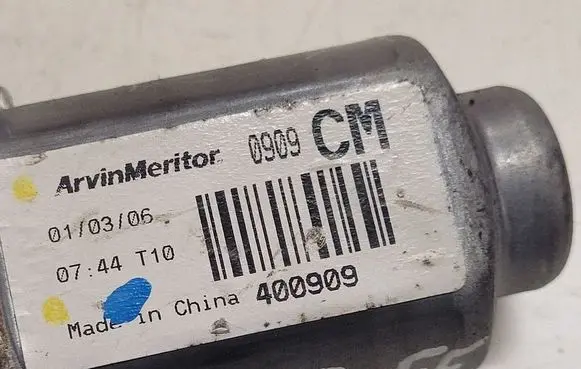 Hyundai Santa Fe Rear door window regulator motor 400909 0909CM