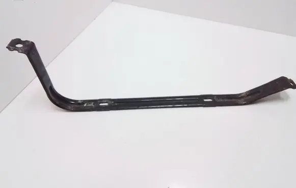 Volkswagen PASSAT B7 USA Fuel tank mounting bracket 561201653
