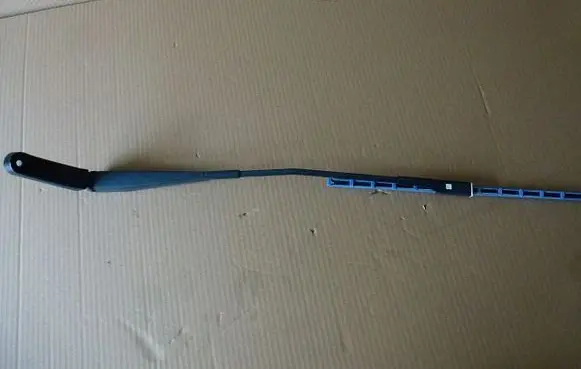 Volkswagen Vento Windshield/front glass wiper blade 5C7955410-T