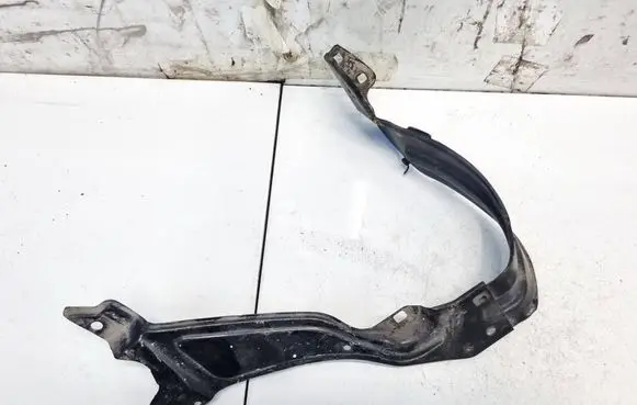 Mercedes-Benz C W203 Radiator support slam panel