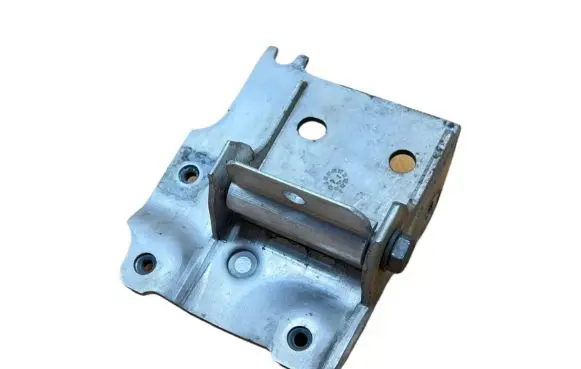 BMW 5 F10 F11 Radiator mount bracket 7186513 7211161 7207151