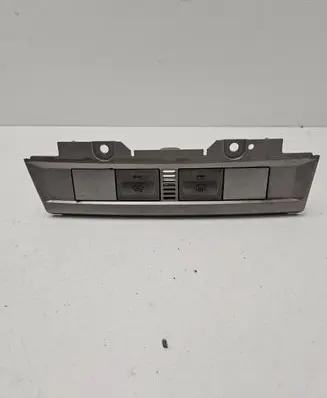Ford Focus Windscreen/window heater switch 4M5113D734