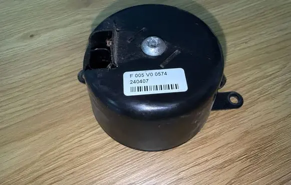 Dodge Caliber Alarm system siren F005V00574