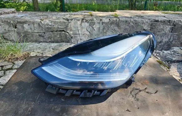 Tesla Model 3 Headlight/headlamp 107737550B 19085100720
