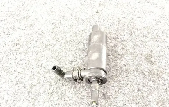 Mercedes-Benz C W204 Headlight washer pump 2108691221 3710