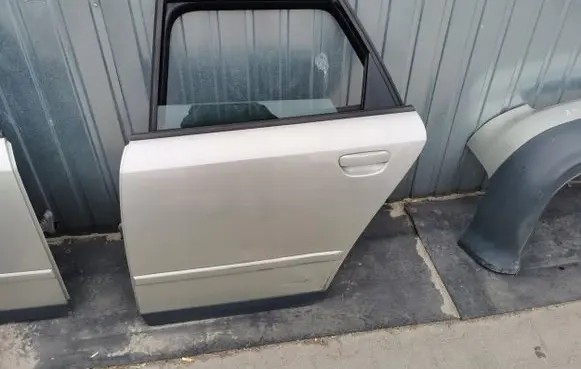 Audi A4 S4 B6 8E 8H Rear door autoklama99