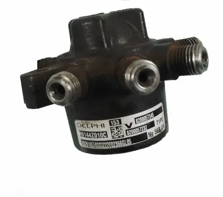 Renault Clio II Fuel distributor 8200057345
