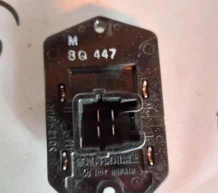 Suzuki Liana Heater blower motor/fan resistor 20305 7424054g01 7424054g00