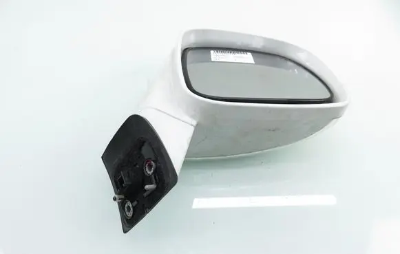 Chevrolet Captiva Front door electric wing mirror 