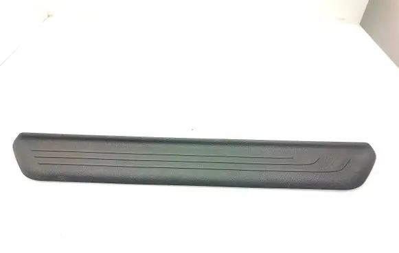 Hyundai i40 Front sill trim cover 858833Z000