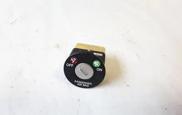 KIA Sorento Passenger airbag on/off switch NOCODE