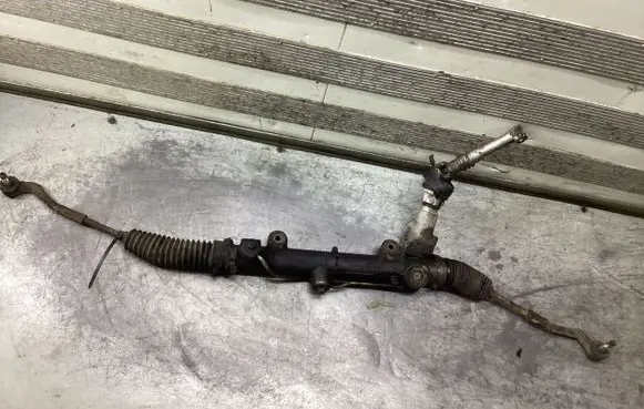 Mercedes-Benz C W203 Steering rack 20311011007 A20311051001