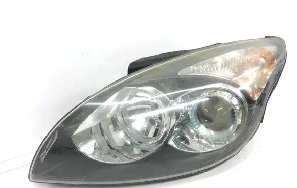 Hyundai i30 Headlight/headlamp 921012RXXX 17128101
