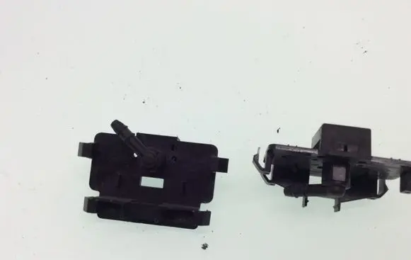 Maserati Ghibli Windshield washer spray nozzle 