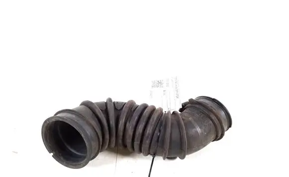 Toyota Corolla E120 E130 Air intake duct part 17881-0D080