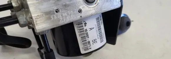 Ford Focus C-MAX ABS Pump 10097001243 00402662E3 7G66M12R1