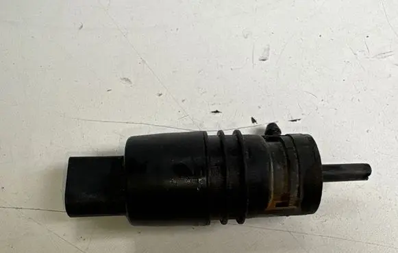 Ford Mustang V Windscreen/windshield washer pump 8S4317664AA