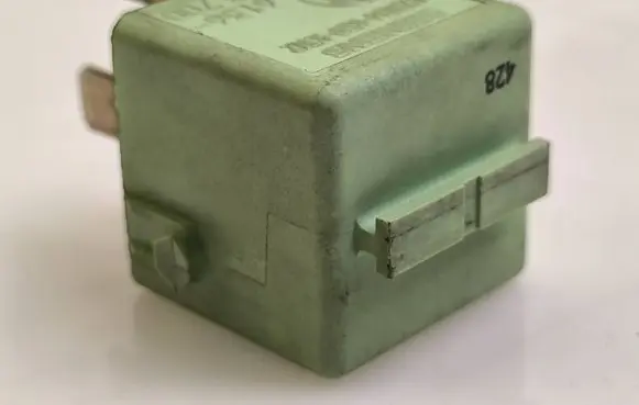 BMW 1 E81 E87 Other relay 8373700 23134K59X312 6136