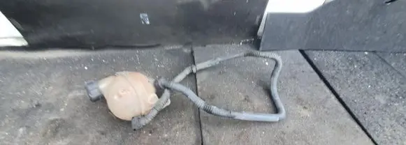 Peugeot RCZ Coolant expansion tank/reservoir