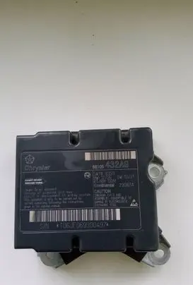 Chrysler Town & Country V Airbag control unit/module 68105432AG 5WY89350 T0GJF069300497