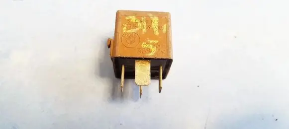 BMW 5 E39 Other relay 61361388729 61.36-1388729