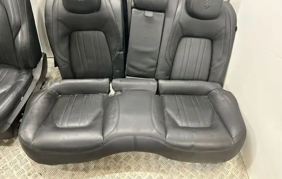 Maserati Ghibli Seat set 