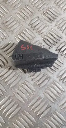 Volvo S60 Fender foam support/seal 32272062