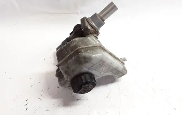 Volkswagen PASSAT B6 Master brake cylinder 03350886761 3C1611301