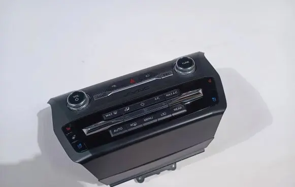 Ford Explorer VI Climate control unit LB5T-18K811-CF LB5T-18C612-ED