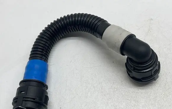 Tesla Model 3 Electric car engine cooling hoses/pipes 150134800B