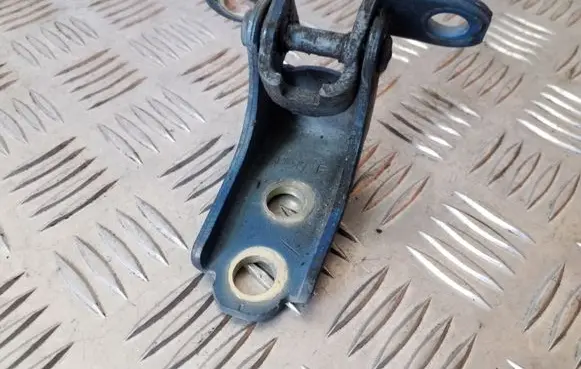 Honda Jazz Front door upper hinge