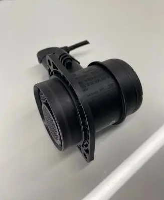 Volkswagen Caddy Mass air flow meter 0281002531 038906461B