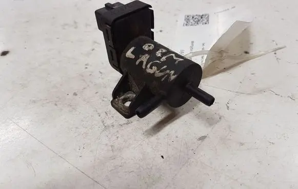 Volvo S40, V40 Vacuum valve 7700113709