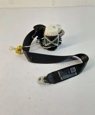 Volkswagen PASSAT B6 Front seatbelt 3C1857705P