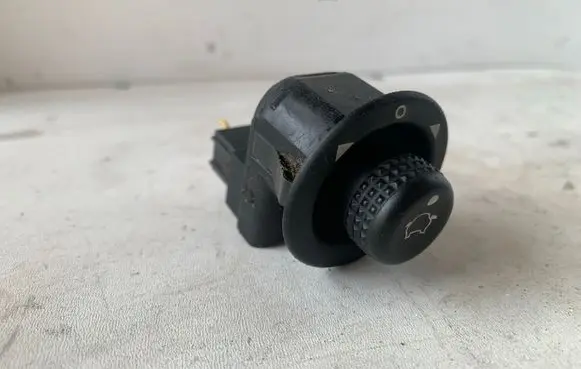 Ford Mondeo Mk III Wing mirror switch 93BG17B676BA