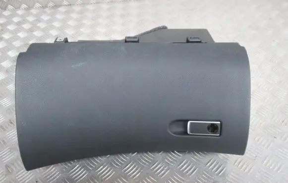 Mercedes-Benz E W213 Parcel shelf
