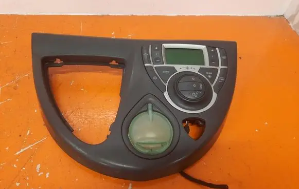 Peugeot 807 Climate control/heater control trim 14874990YR