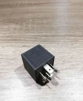 Volkswagen PASSAT B3 Other relay 191955531 72WV006 B6935